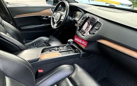 Volvo XC90 II рестайлинг, 2017 год, 4 700 000 рублей, 8 фотография