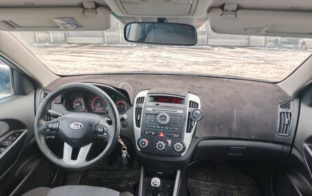 KIA cee'd I рестайлинг, 2010 год, 555 000 рублей, 14 фотография