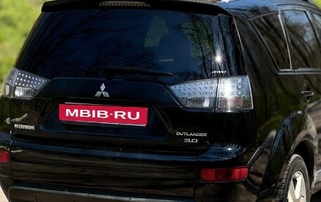 Mitsubishi Outlander III рестайлинг 3, 2007 год, 960 000 рублей, 8 фотография