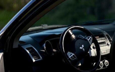 Mitsubishi Outlander III рестайлинг 3, 2007 год, 960 000 рублей, 33 фотография