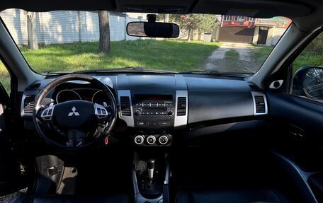 Mitsubishi Outlander III рестайлинг 3, 2007 год, 960 000 рублей, 39 фотография