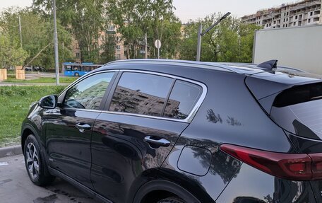 KIA Sportage IV рестайлинг, 2021 год, 2 700 000 рублей, 2 фотография
