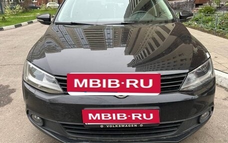 Volkswagen Jetta III, 2013 год, 2 300 000 рублей, 2 фотография