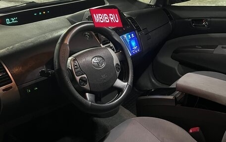 Toyota Prius, 2008 год, 650 000 рублей, 7 фотография