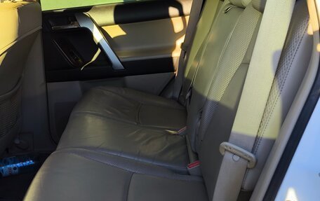 Toyota Land Cruiser Prado 150 рестайлинг 2, 2012 год, 2 850 000 рублей, 12 фотография