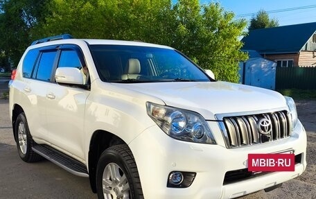 Toyota Land Cruiser Prado 150 рестайлинг 2, 2012 год, 2 850 000 рублей, 4 фотография