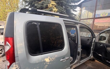 Renault Kangoo II рестайлинг, 2012 год, 900 000 рублей, 4 фотография