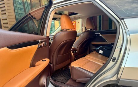 Lexus RX IV рестайлинг, 2016 год, 3 850 000 рублей, 2 фотография