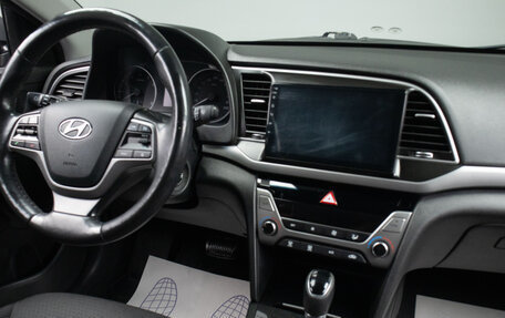 Hyundai Elantra VI рестайлинг, 2018 год, 1 449 000 рублей, 9 фотография