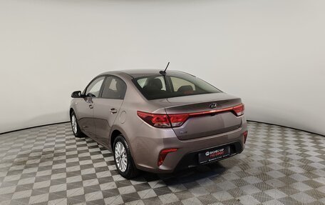 KIA Rio IV, 2018 год, 1 375 000 рублей, 7 фотография