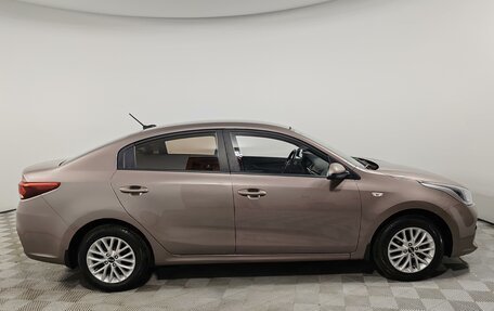 KIA Rio IV, 2018 год, 1 375 000 рублей, 4 фотография