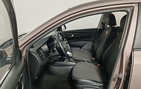 KIA Rio IV, 2018 год, 1 375 000 рублей, 16 фотография