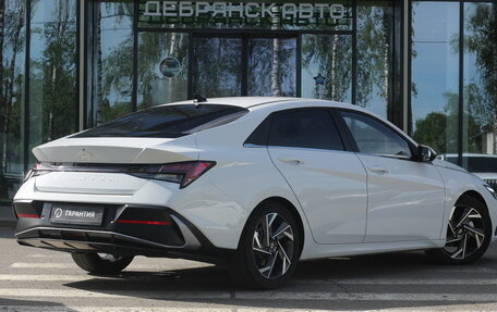 Hyundai Elantra, 2024 год, 2 395 000 рублей, 2 фотография