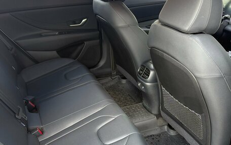 Hyundai Elantra, 2024 год, 2 395 000 рублей, 23 фотография