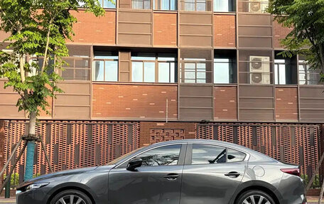 Mazda 3, 2022 год, 1 975 000 рублей, 3 фотография