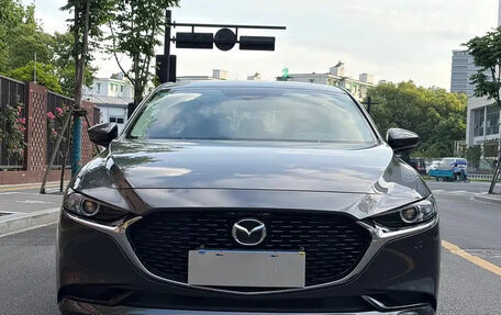 Mazda 3, 2022 год, 1 975 000 рублей, 2 фотография