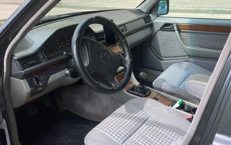 Mercedes-Benz W124, 1992 год, 480 000 рублей, 7 фотография