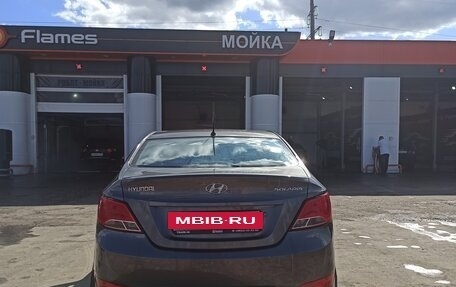 Hyundai Solaris II рестайлинг, 2014 год, 950 000 рублей, 4 фотография