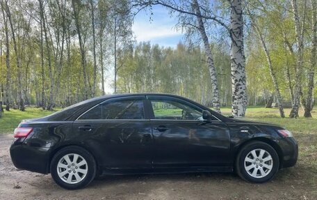 Toyota Camry, 2008 год, 870 000 рублей, 2 фотография