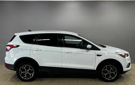 Ford Kuga III, 2017 год, 1 690 000 рублей, 8 фотография
