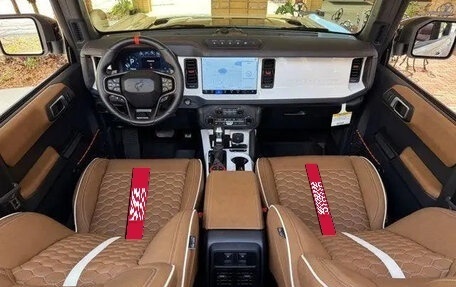 Ford Bronco, 2025 год, 14 699 000 рублей, 26 фотография