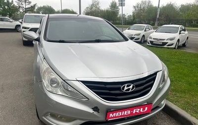 Hyundai Sonata VI, 2011 год, 670 000 рублей, 1 фотография