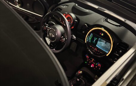 MINI Clubman, 2018 год, 2 200 000 рублей, 8 фотография