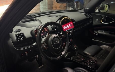 MINI Clubman, 2018 год, 2 200 000 рублей, 7 фотография
