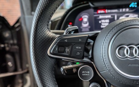 Audi R8, 2019 год, 16 800 000 рублей, 23 фотография