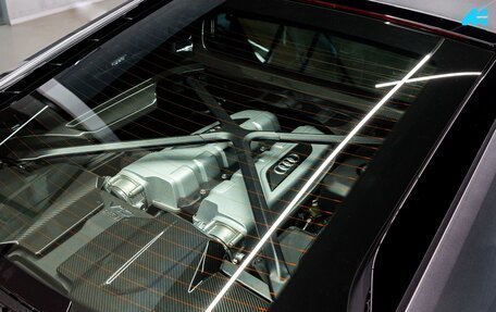 Audi R8, 2019 год, 16 800 000 рублей, 38 фотография