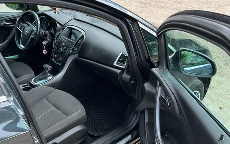 Opel Astra J, 2014 год, 800 000 рублей, 4 фотография