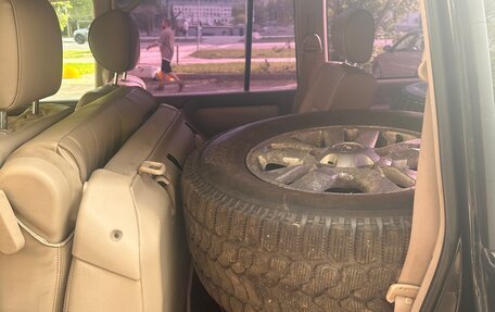 Toyota Land Cruiser 100 рестайлинг 2, 2003 год, 1 600 000 рублей, 11 фотография