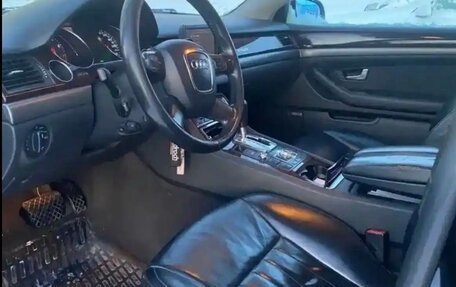 Audi A8, 2005 год, 1 300 000 рублей, 9 фотография