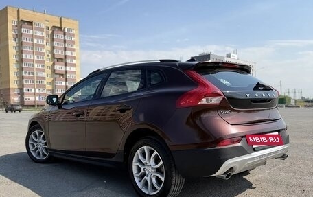 Volvo V40 Cross Country I, 2017 год, 1 700 000 рублей, 5 фотография