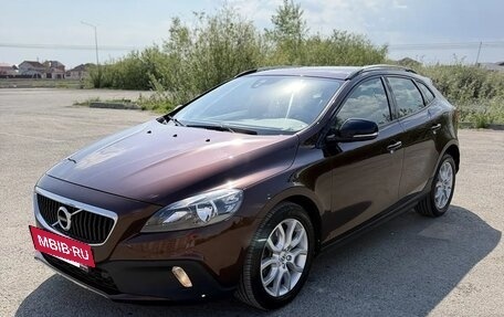 Volvo V40 Cross Country I, 2017 год, 1 700 000 рублей, 6 фотография