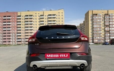 Volvo V40 Cross Country I, 2017 год, 1 700 000 рублей, 4 фотография