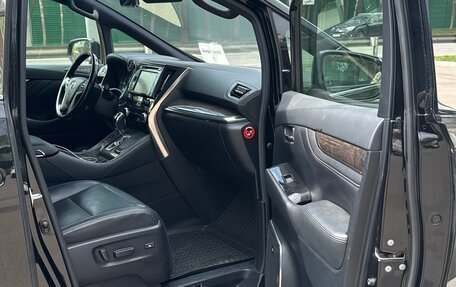 Toyota Alphard III, 2019 год, 4 399 000 рублей, 9 фотография