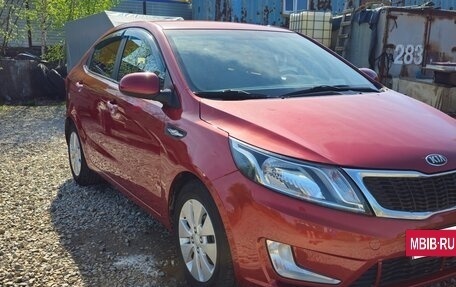 KIA Rio III рестайлинг, 2013 год, 730 000 рублей, 2 фотография