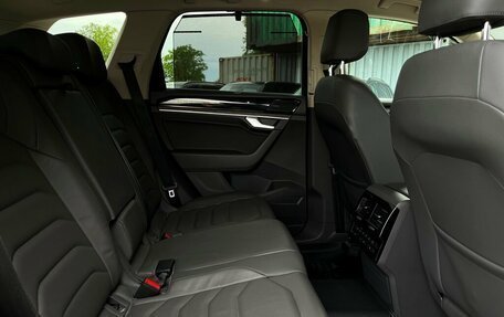 Volkswagen Touareg III, 2019 год, 4 498 700 рублей, 9 фотография