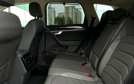 Volkswagen Touareg III, 2019 год, 4 498 700 рублей, 11 фотография