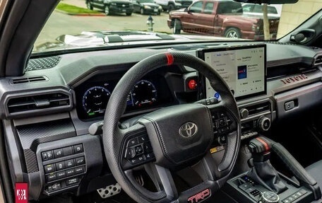 Toyota 4Runner, 2025 год, 10 800 000 рублей, 24 фотография