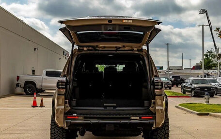 Toyota 4Runner, 2025 год, 10 800 000 рублей, 33 фотография