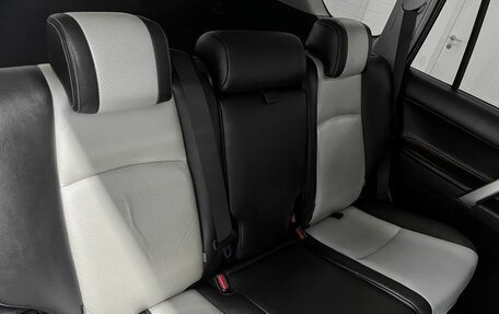 Toyota Land Cruiser Prado 150 рестайлинг 2, 2014 год, 2 595 000 рублей, 13 фотография
