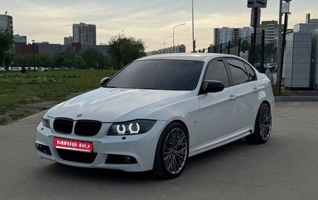 BMW 3 серия, 2011 год, 1 090 000 рублей, 1 фотография
