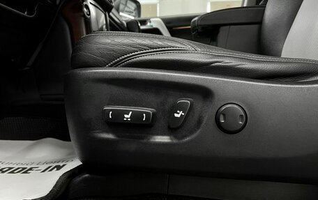 Toyota Land Cruiser Prado 150 рестайлинг 2, 2014 год, 2 595 000 рублей, 26 фотография