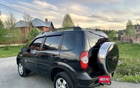 Chevrolet Niva I рестайлинг, 2012 год, 560 000 рублей, 5 фотография