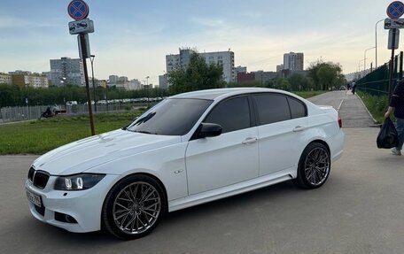 BMW 3 серия, 2011 год, 1 090 000 рублей, 6 фотография
