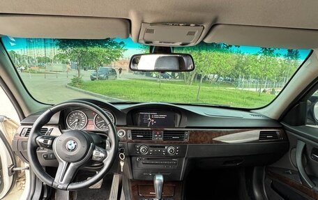 BMW 3 серия, 2011 год, 1 090 000 рублей, 9 фотография