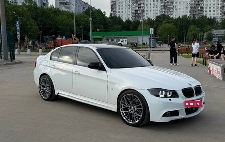 BMW 3 серия, 2011 год, 1 090 000 рублей, 7 фотография