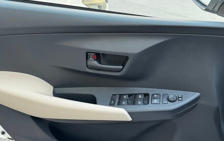 Toyota Yaris XP150 рестайлинг, 2022 год, 2 250 000 рублей, 11 фотография
